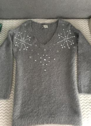 Шикарный новогодний свитер