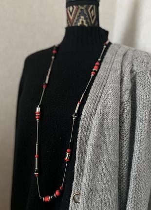 Оригінальне довге намисто