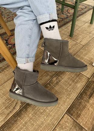 Зимові уггі ugg classic mini ii metallic gray7 фото