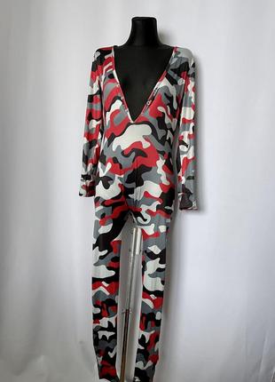 Комбинезон пижама защитный расцветка красный серый пижама костюм на кнопках8 фото
