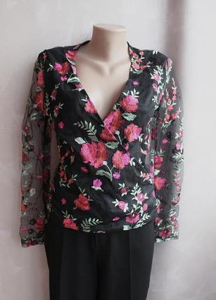 Вишукана блуза з вишивкою в квіти,сіточка,на запах,чорна розмір s 36 нова