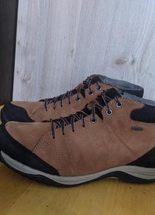 Clarks - шкіряні водостійкі черевики 2