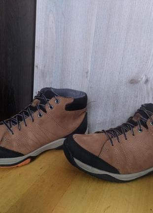 Clarks - шкіряні водостійкі черевики 3