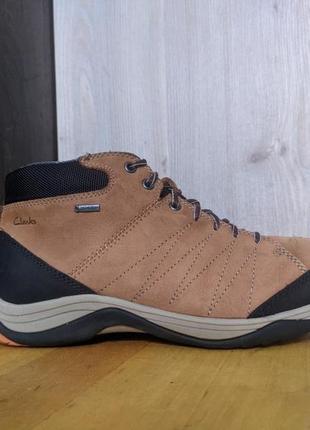 Clarks - шкіряні водостійкі черевики 6