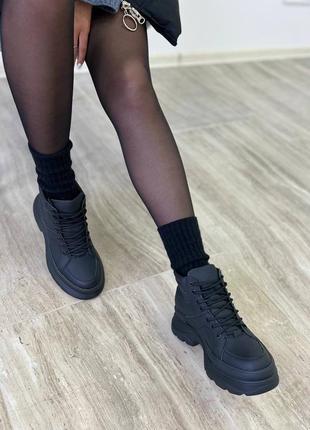 Женские кожаные ботинки демисезон на байке натуральная кожа осенние весенние деми осень весна черные ботиночки8 фото