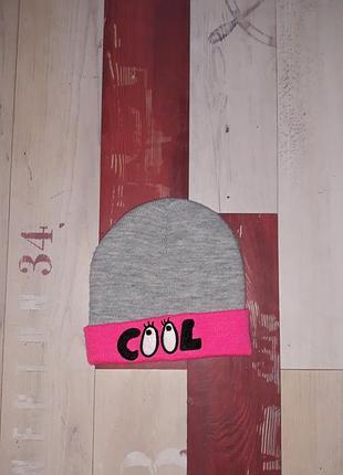 Стильная шапка yd на 7-13 лет, подойдет и на взрослого