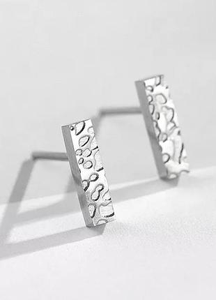 Сережки з медичного сплаву