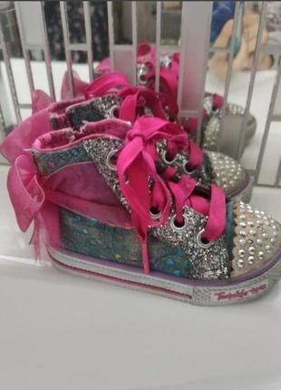 Капчики skechers 3
