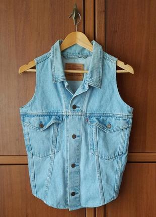 Винтажная мужская джинсовая жилетка levi's | levis vintage