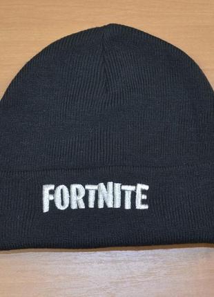 Fortnite тёплая шапка. оригинал. в идеале
