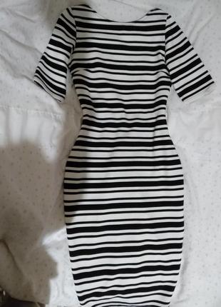 Платье миди по фигуре