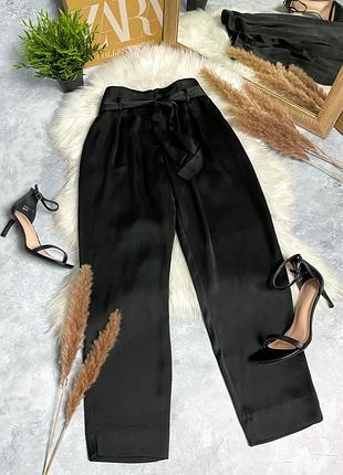 Атласные брюки под пояс