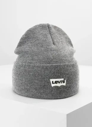 Шапка levi's