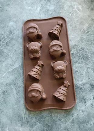 Формочки для шоколаду.