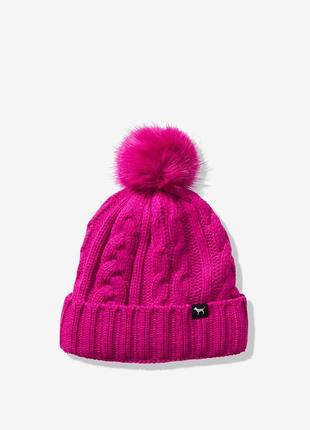 Красивая, очень тёплая и мягенькая шапочка victoria’s secret pink с лого, оригинал