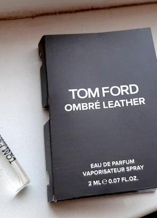 Tom ford ombre leather💥оригинал миниатюра пробник mini spray 2 мл книжка2 фото