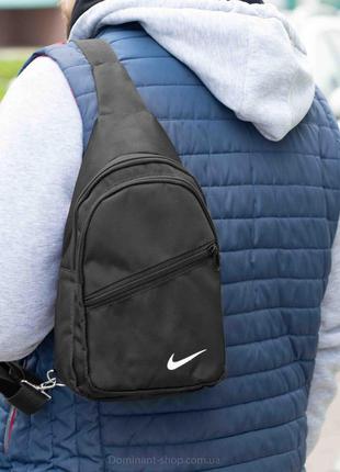 Нагрудна міська спортивна сумка слінг через плече nike gross чорна тканинна6 фото