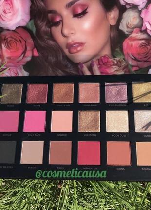 Палетка тіней huda beauty rose gold remastered palette