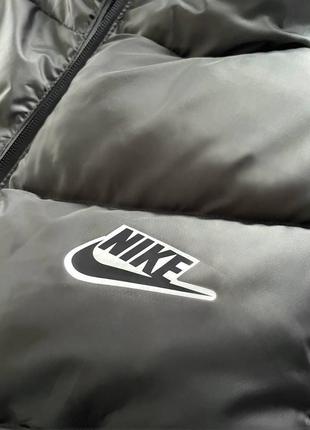 Чоловіча зимова куртка nike сіро-чорна5 фото