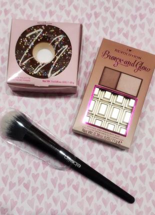 Подарунковий gift box косметики.