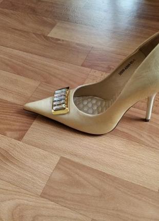 Туфлі - човники6 фото