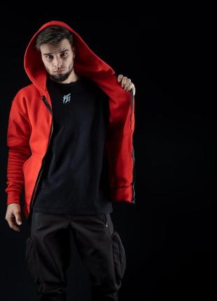 Червона кофта на флісі