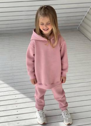 Гарний дитячий костюм