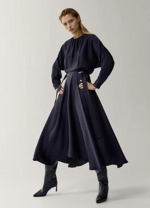 Довге розлітаюче ,розкльошонне плаття з рукавами з нової колекції massimo dutti розмір xl (42)1 фото