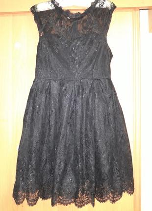 Кружевное платье с пышной юбкой3 фото
