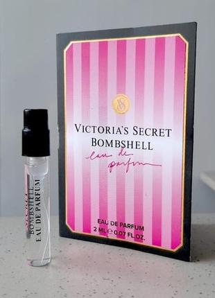 Victoria's secret bombshell✨оригинал миниатюра пробник mini vial spray 2 мл книжка2 фото