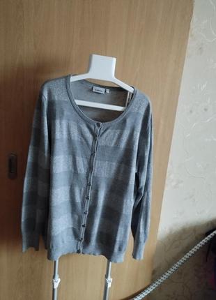 Дуже гарна кофтинка кардиган