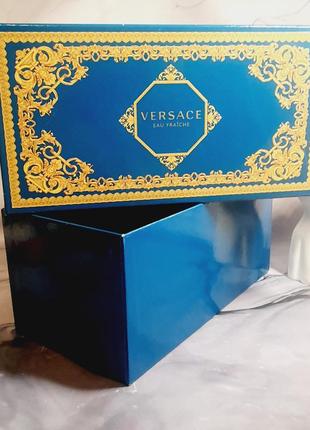 Оригінальна подарункова коробка оригінал versace eau fraiche подарочная оригинал упаковка коробочка3 фото