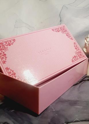 Оригінальна подарункова коробка оригінал versace bright crystal absolu подарочная оригинал упаковка коробочка1 фото
