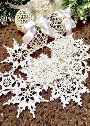 Новорічні іграшки, іграшки на ялинку,