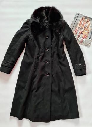 Стильне,святкове,зимове,чорне пальто milanova.