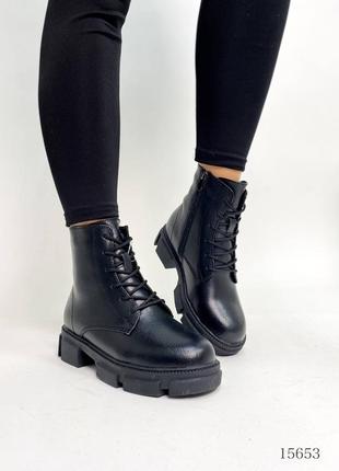 Жіночі зимові черевики зі шнурівкою, чорні, натуральна шкіра4 фото