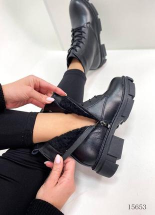 Жіночі зимові черевики зі шнурівкою, чорні, натуральна шкіра5 фото