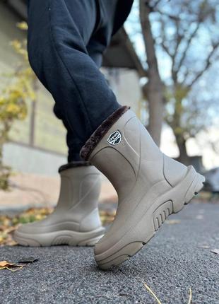 Зимние резиновые сапоги