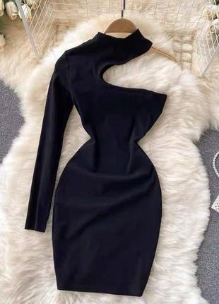 Стильне класичне класне красиве гарненьке зручне модне трендове вечірннє просте плаття сукня чорне