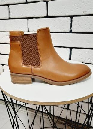 Нові черевики із натуральної шкіри tu розмір 36