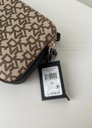 Женская брендовая кожаная сумочка dkny veronica double zip crossbody сумка кроссбоди оригинал кожа дкну на подарок жене подарок девушке8 фото
