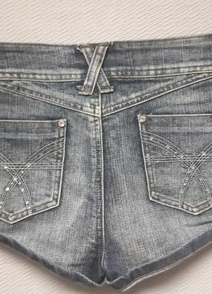 Суперові джинсові шорти з поткотами і стразами house of denim3 фото