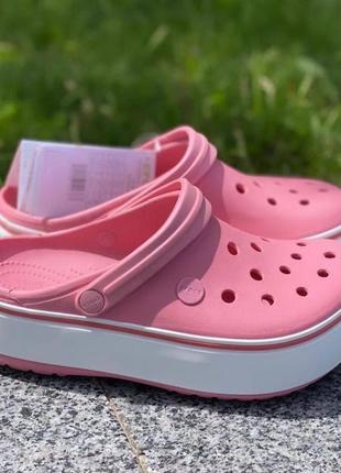 Крокси на платформі crocs crocband platforma рожеві пудрові