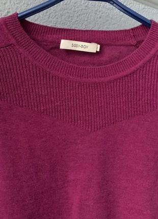 Красивый нежный свитер sissy boy 4