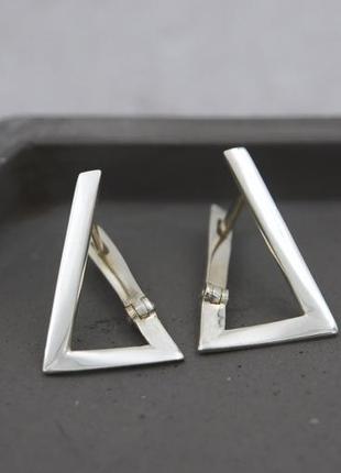 Серебряные серьги в стиле синимализм, треугольники, 925, серебро