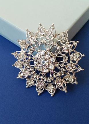 Вінтажна брошка сніжинка