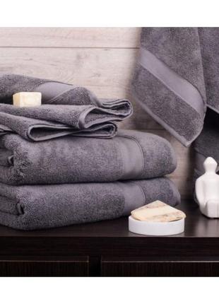 Махровое полотенце