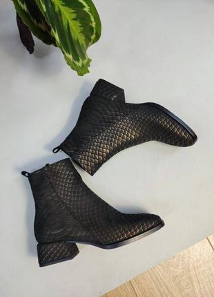 Жіночі черевики із натуральної ексклюзивної шкіри на кабуку 3см1 фото