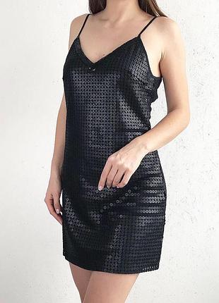 Нове плаття на тонких бретелях в паєтки boohoo