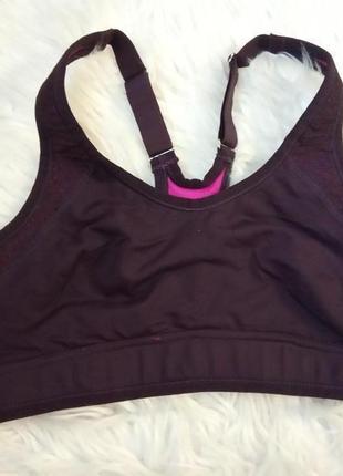 Топ для занять спортом, 75b, 70c, active essentials